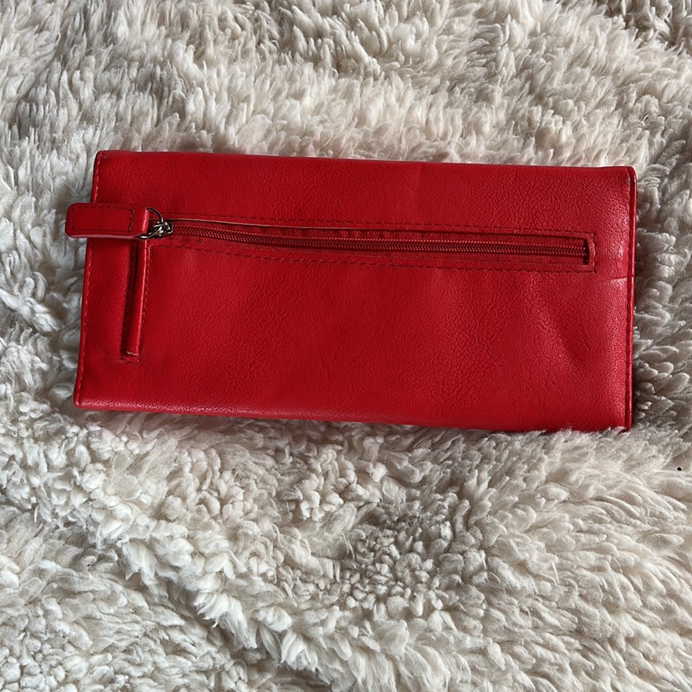 KENNETH COLE REACTION - Picture 2 of 5
